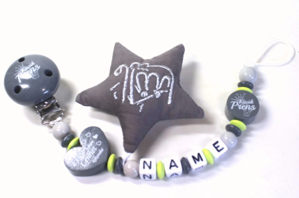 Personalisierte Schnullerkette Mashallah in Grau mit Stoffstern für Babys