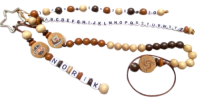 Personalisierte Rechenkette Wikinger-Design mit Namen - handgefertigt in Braun-,Beige- und Holztönen. Perfektes Geschenk zur Einschulung mit ABC und Zahlenperlen