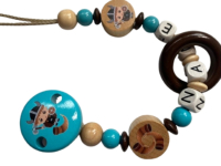 Schnullerkette mit Wikingermotiven und Holzring in türkis, natur und dunkelbraun – personalisierbares Babyaccessoire