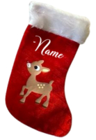 XXL Nikolausstiefel aus Plüsch mit Rehmotiv, personalisierbar mit Wunschnamen – perfekt als Nikolaus- oder Weihnachtsgeschenk.